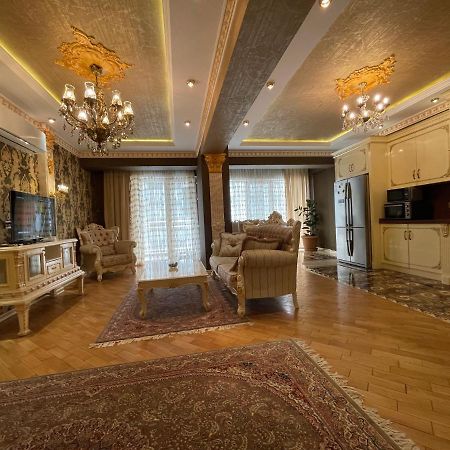 Park Azure Louvre Apartment Baku Zewnętrze zdjęcie