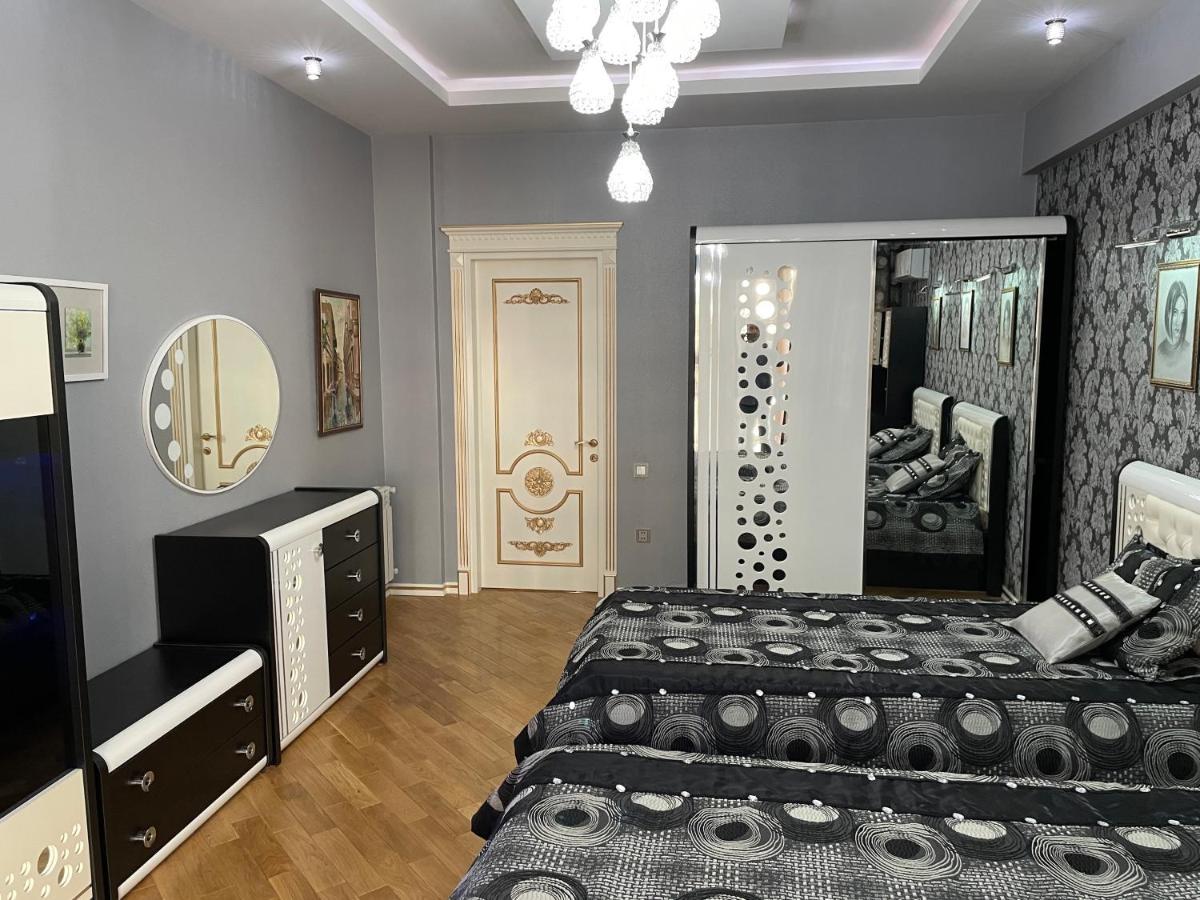Park Azure Louvre Apartment Baku Zewnętrze zdjęcie