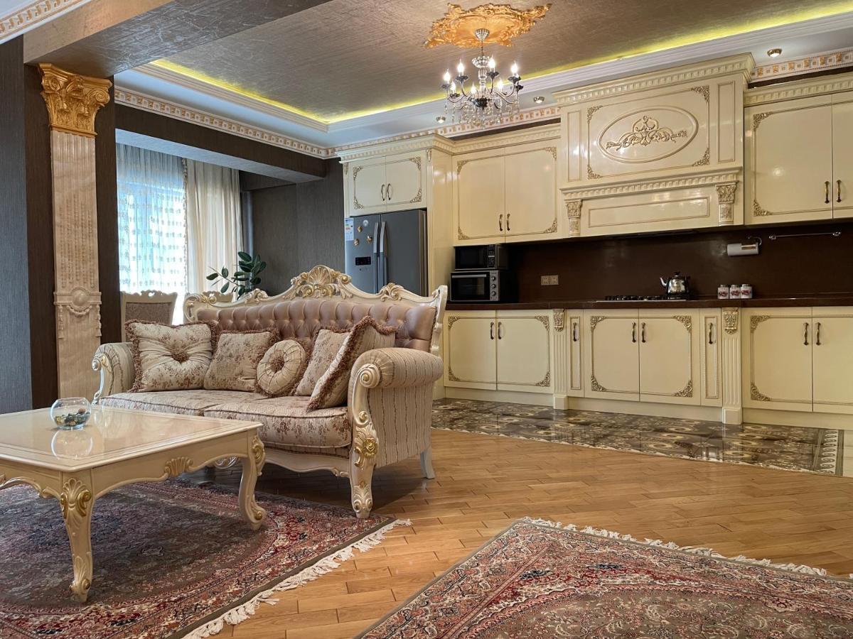 Park Azure Louvre Apartment Baku Zewnętrze zdjęcie